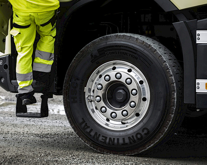 Lkw-Reifen von Continental mit Volvo Lkw